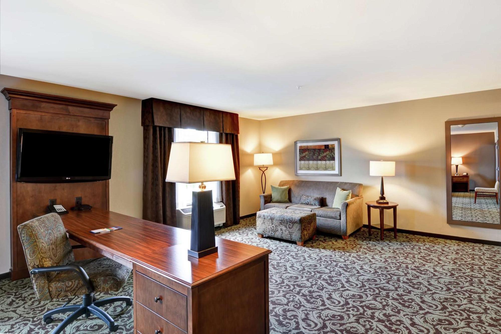 Hampton Inn And Suites New Hartford/Utica Ngoại thất bức ảnh